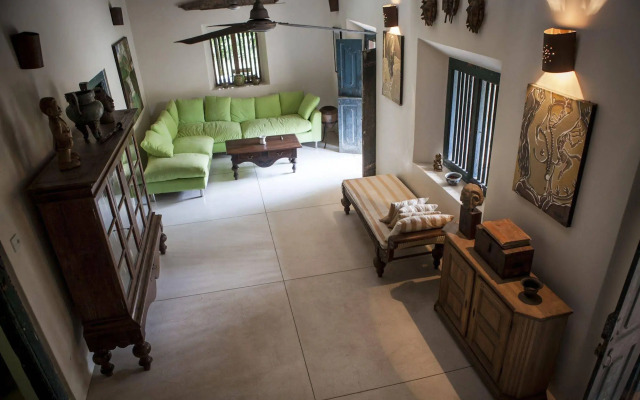 Hempel House