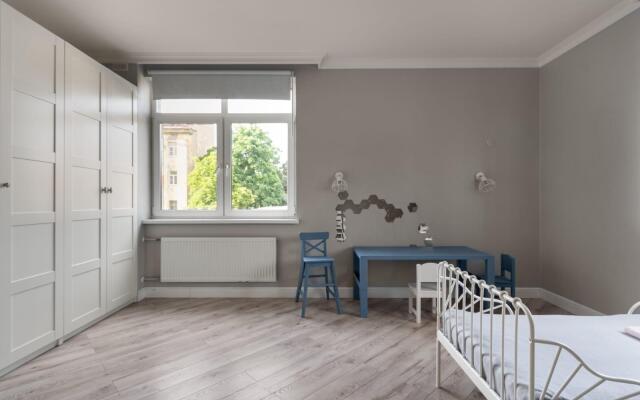 Апартаменты BJ-HOME (БиДжей-Хоум) на улице Черняховского