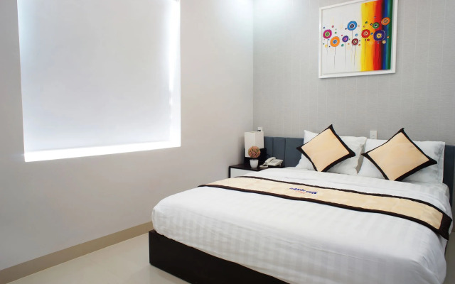 Hanoi Blue Hotel - The Water Front