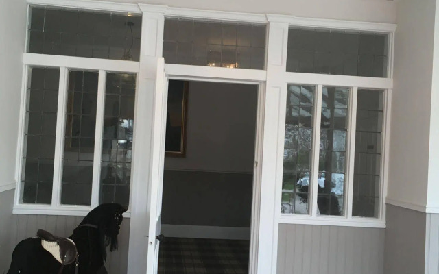 Invernairne Guest House