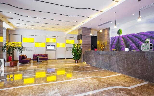 Lavande Hotels Ganzhou Golden Plaza