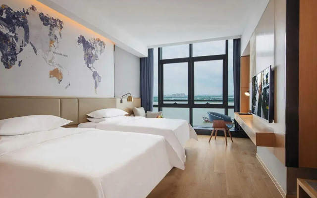 Kyriad Marvelous Hotel (Guangzhou China Railway Tunnel Bureau Headquarters)