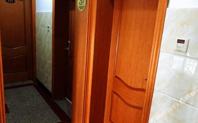 Xinyuan Business Hotel