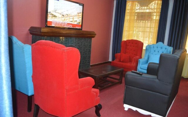 Karen Bomas Inn