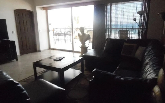 Sonoran Sky 3BR Upper SKY 409-v by Casago