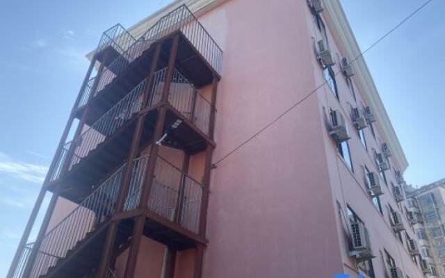 Tangerine Boutique Hotel
