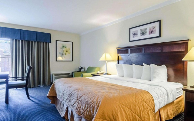 Rodeway Inn & Suites Williamsburg Central