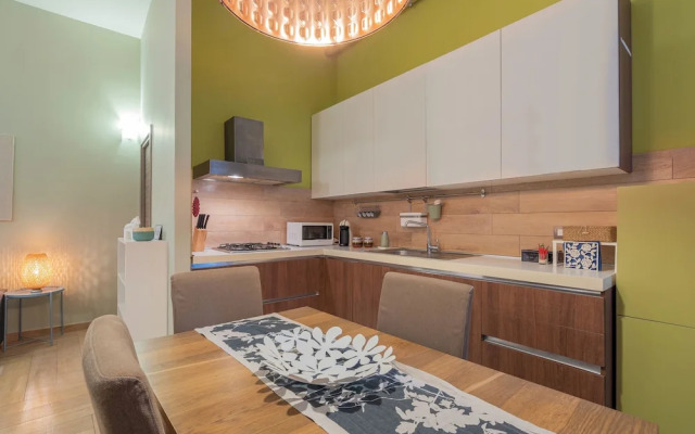 Central Cozy Apartment 70m2 In '700s Baroque Building