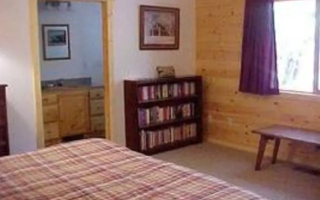 RedAwning Cabin #9N Fox Hollow