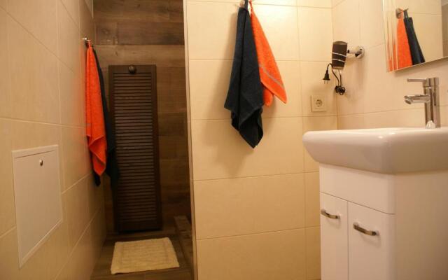 Old Town R1 Apartment with a separate entrance