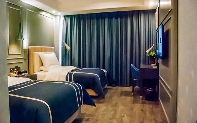 LANO Hotel Henan Anyang Tangyin County Gaosukou Jingzhong Road