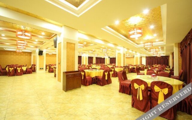 云晨大酒店(新亚太时代广场店)