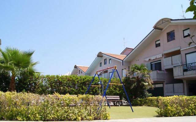 Polena Residence Hotel