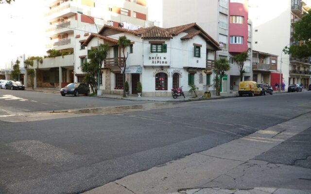 Hotel Alpino