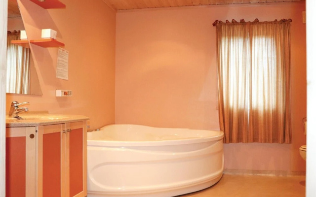 Nice Home in Lindesnes With 5 Bedrooms and Sauna