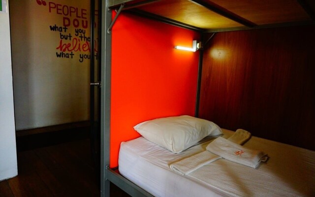 SPOT ON 90194 Lincoln's Backpacker's