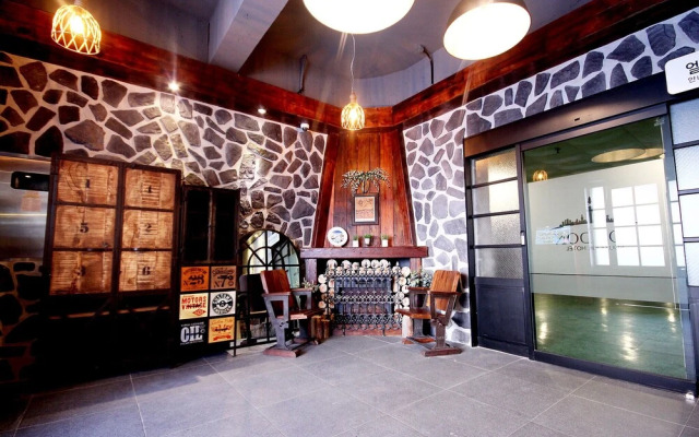 Daegu Dongdaegu Station London Boutique