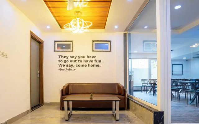 Housr Sector 43 Gurgaon Global FoyerMall