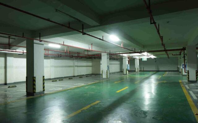 Huagang International Hotel