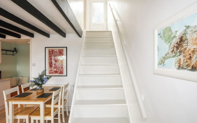 12 Brynffynnon