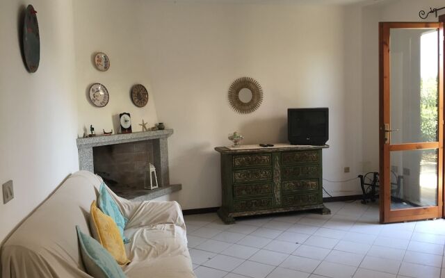 Casa Marta 4 Bedrooms Apartment in Stintino