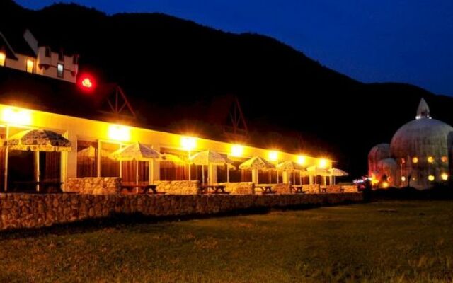 White Castle Resort