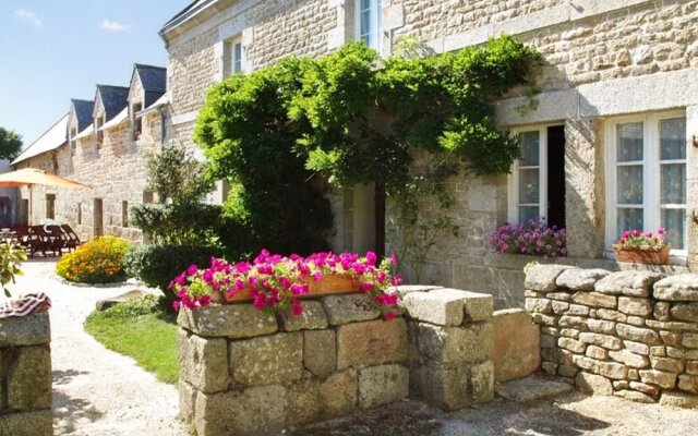 House With 5 Bedrooms in Trégunc, With Furnished Garden and Wifi - 2 k