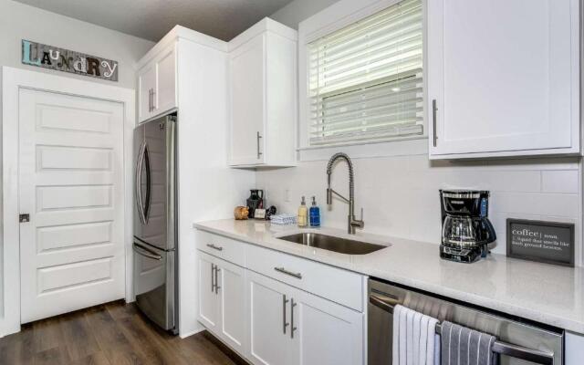 Lone Oak House