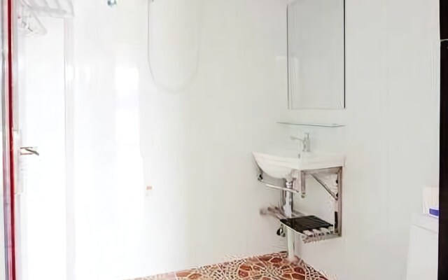 Mid-Levels Holiday Inn