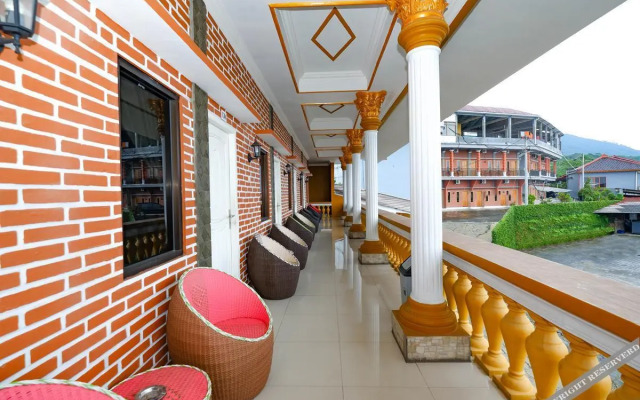 Hotel Taman Sari by OYO Rooms