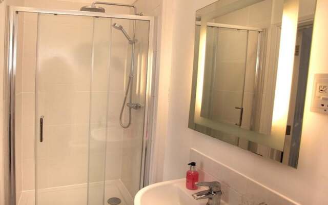 Victoria Street 34, Flat 3