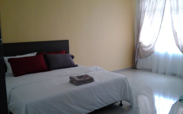 Malacca Pelangi Holiday Aparment