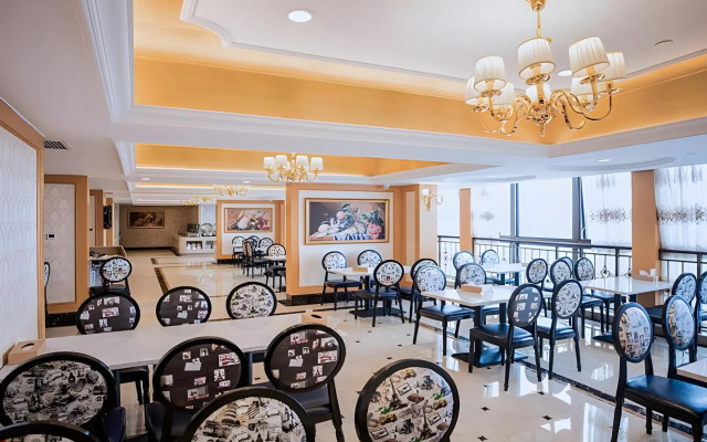 Hampton by Hilton Beihai High-Speed Train Station