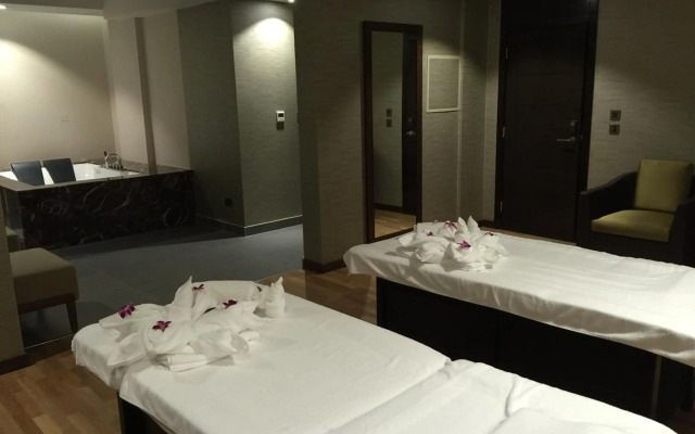 Ramee Rose Hotel