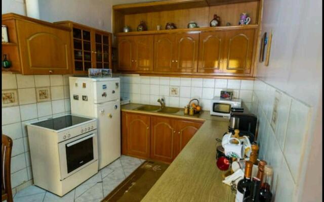 Rodomelo House with Terrace - 4 Bedrooms