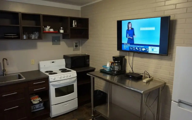 Caravel Motel