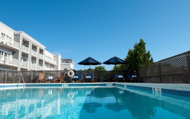 The Harbor Front Inn