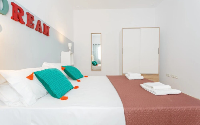 Cante Soleares-Apartamento