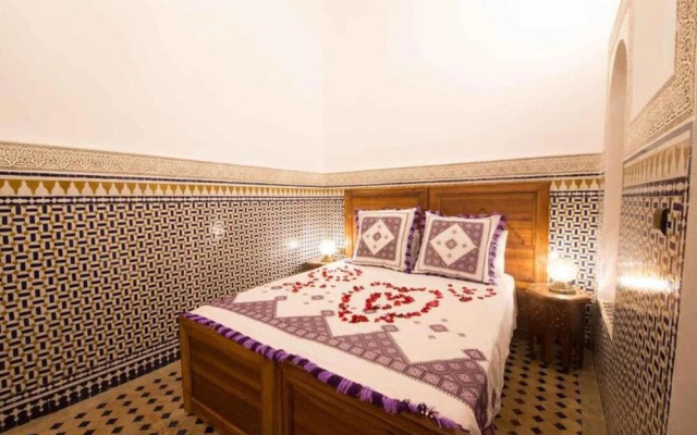 Room in Guest Room - Charming Riad Ouliya
