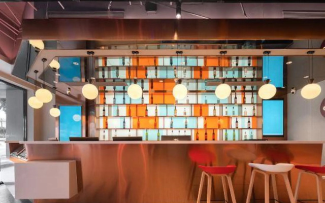 Ibis Hotel (Xiamen Dongdu Ferry Terminal Dongdu Road)