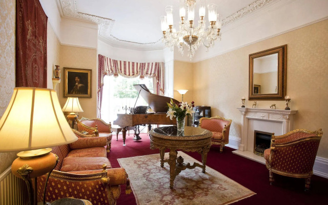 The Marstan Hotel
