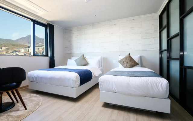 Andong CM Park Hotel