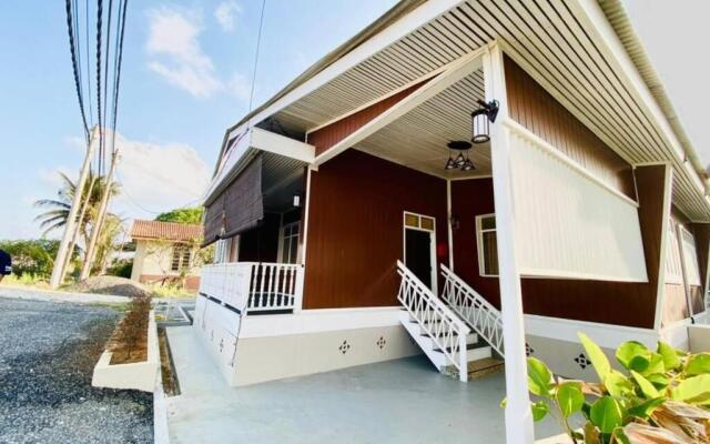 Cengal Home @ Rusila