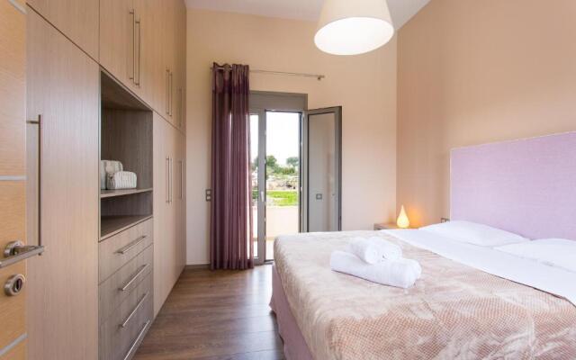 Deluxe Villa Ianthos - Outdoor Hot Tub & Kids Pool