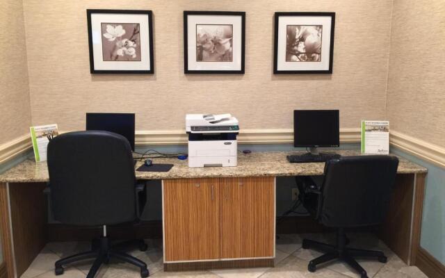 Radisson Hotel Freehold