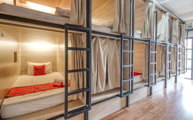 Sugeng Rawuh Aliya Hostel by RedDoorz