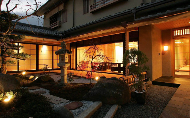 Ryotei Rangetsu