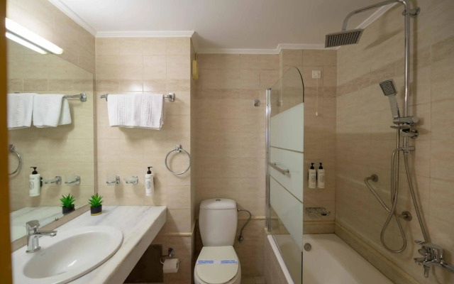 Neda Hotel