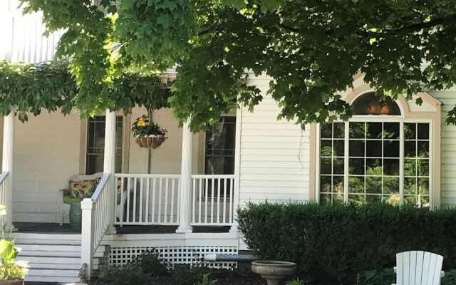 Martha's Vineyard Bed & Breakfast