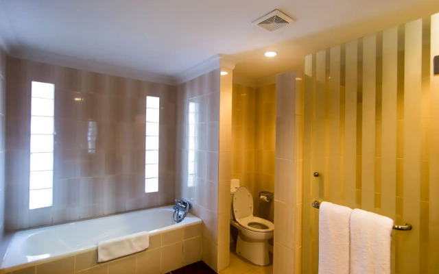 Champlung Mas Hotel Legian